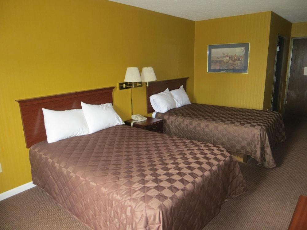Americourt Hotel photo 21