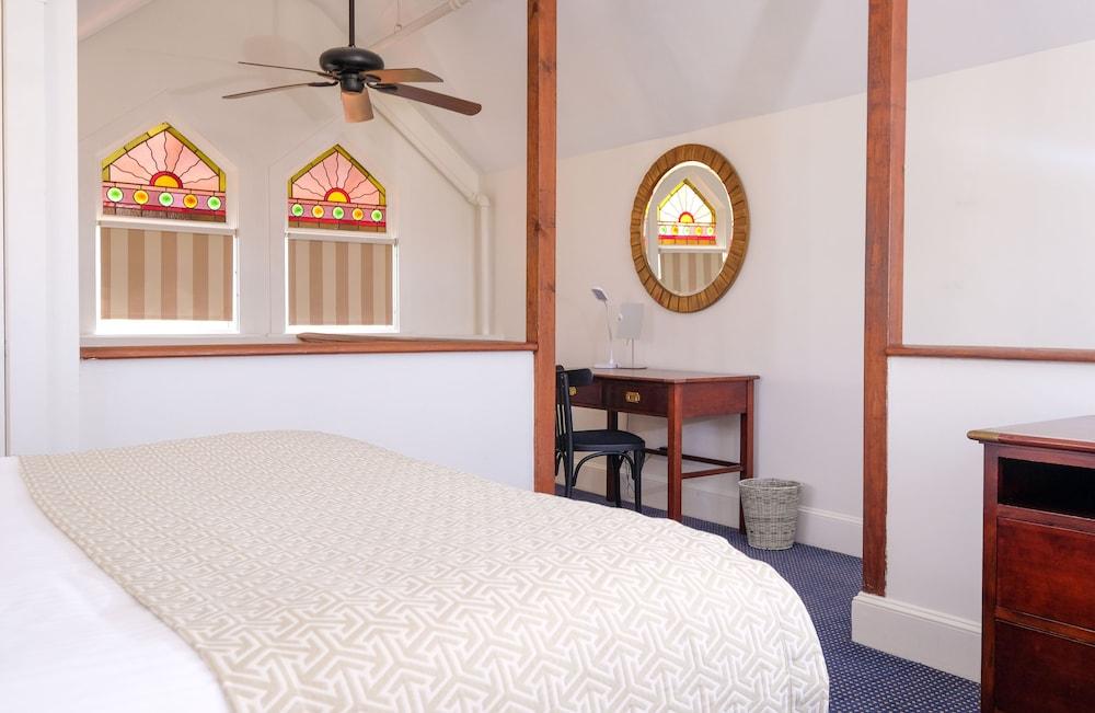 Harborside Inn photo 3
