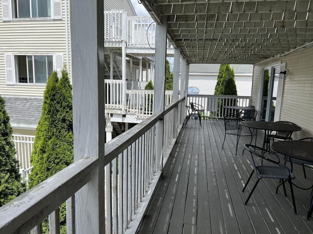 SHIPS INN Hotel photo 24