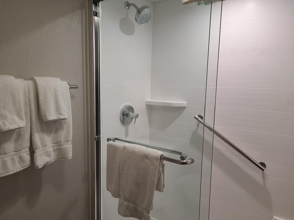 Holiday Inn Express & Suites Ft. Lauderdale N - Exec Airport by IHG photo 30