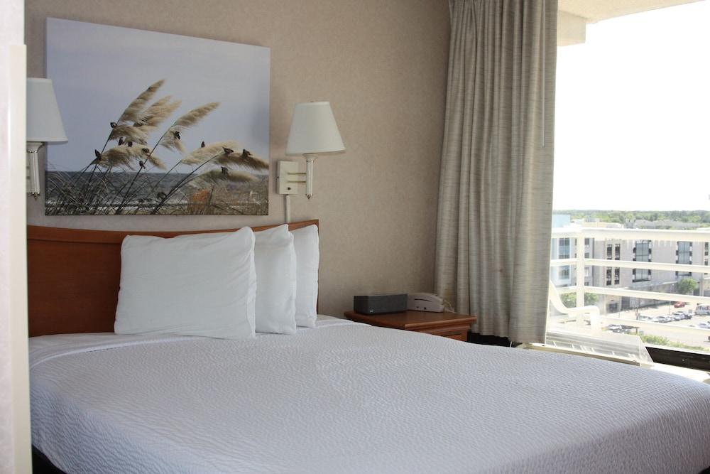 Four Sails Resort photo 5