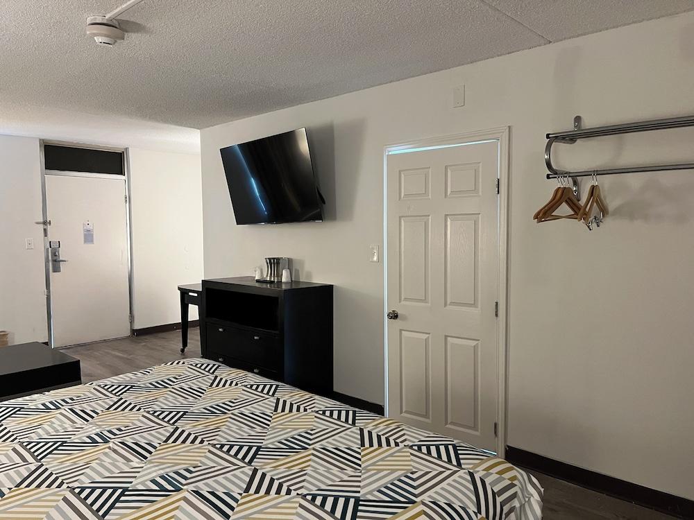 Motel 6 Sherman, TX photo 9