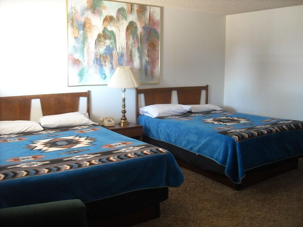 Stagecoach 66 Motel photo 13