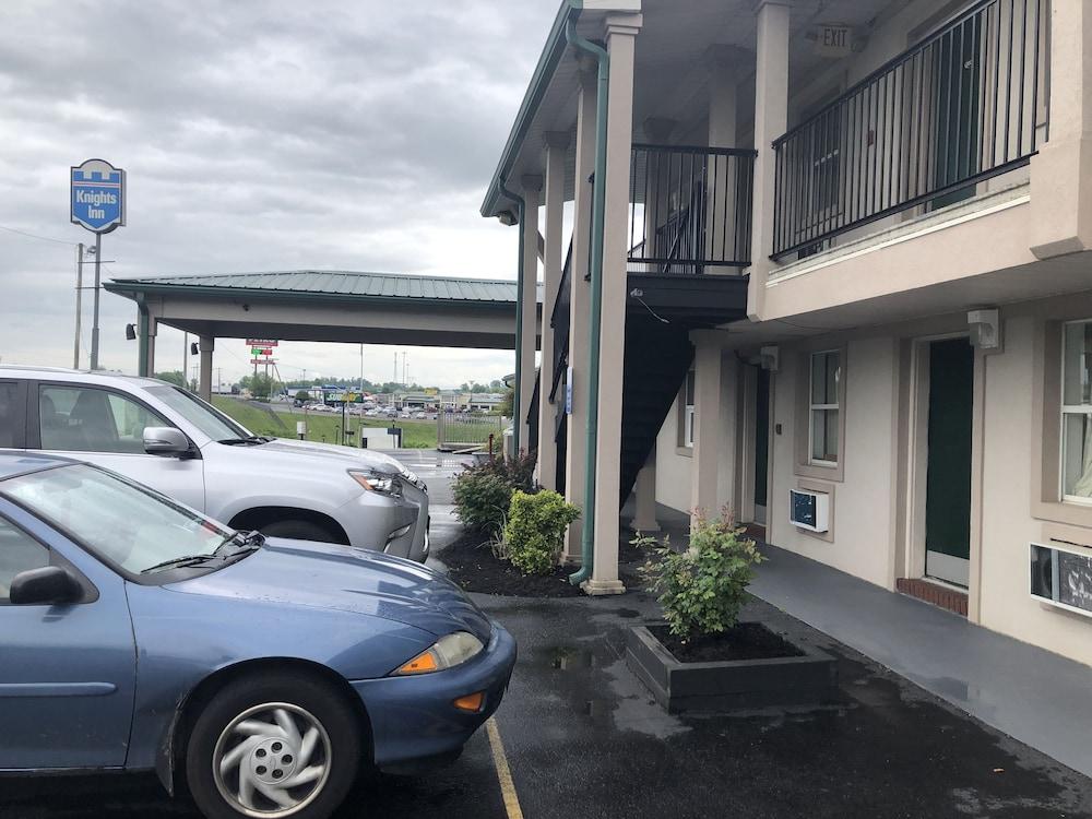 Rodeway Inn photo 3