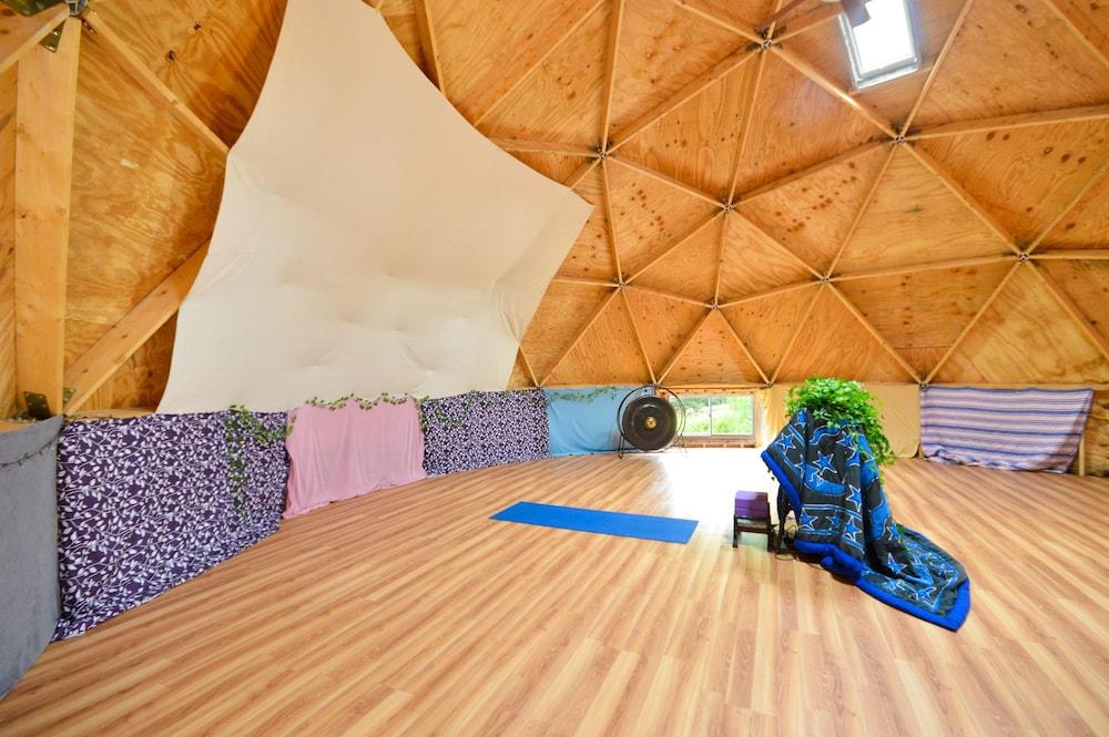 Lotus Mountain Retreat photo 40