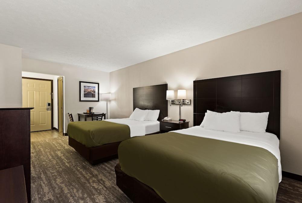 Quality Inn Traverse City photo 27