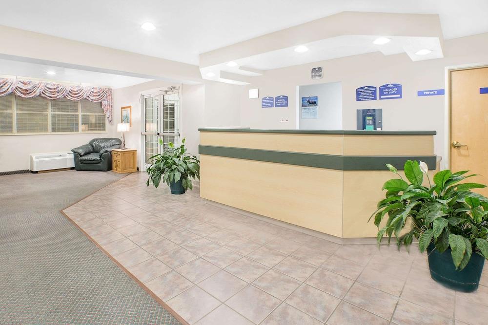 Microtel Inn by Wyndham Broken Bow photo 13