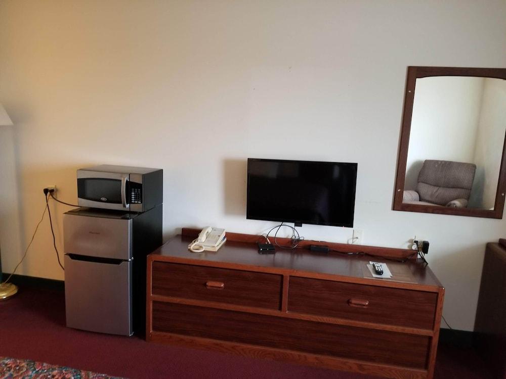Bilmar Inn & Suites by Hotel O Hwy 77 photo 55