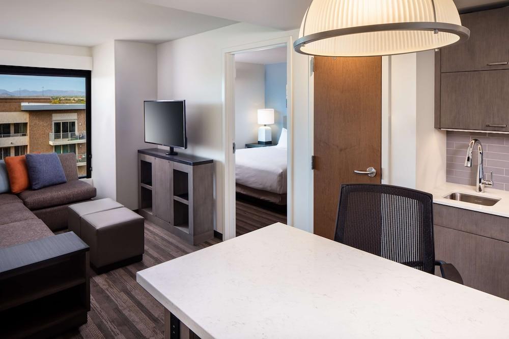 Hyatt House North Scottsdale photo 16