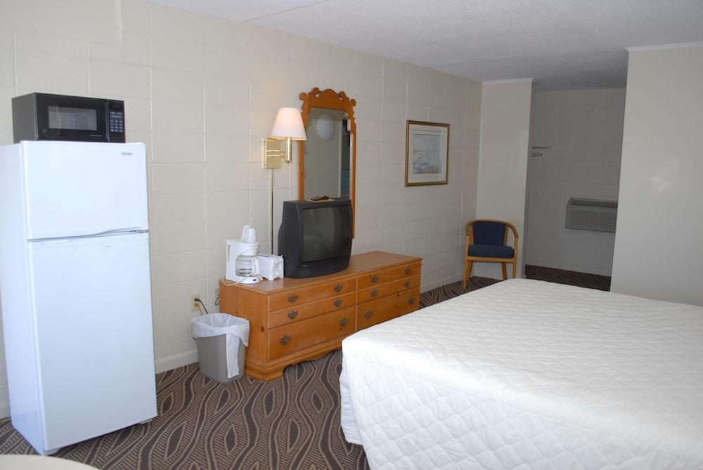 Admiral Motor Inn photo 24