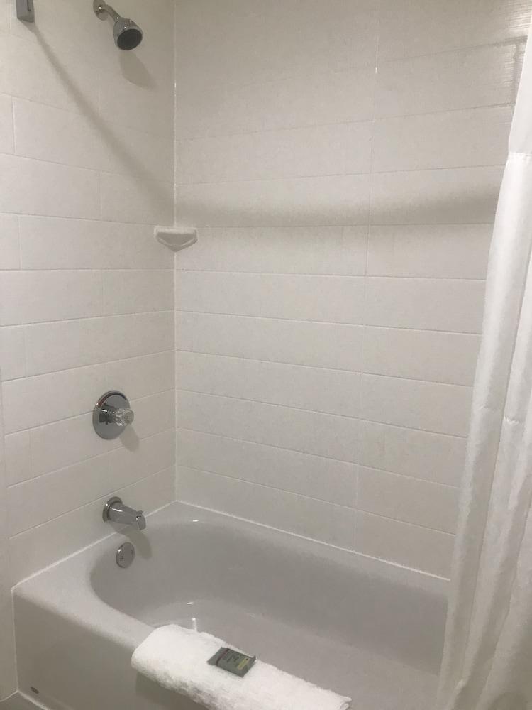 Comfort Inn & Suites O'Fallon - St. Louis Area photo 19
