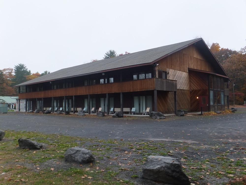 Catskill Mountain Lodge photo 21