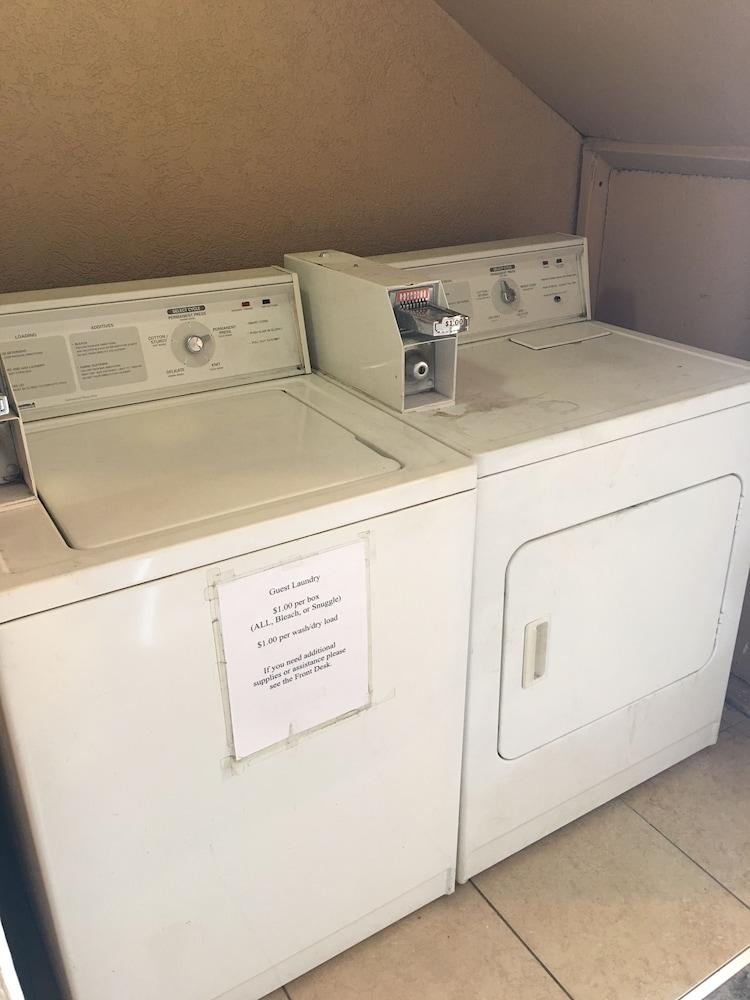 Quality Inn & Suites Clarksville photo 35