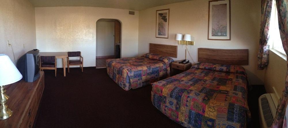 Four Corners Inn photo 15