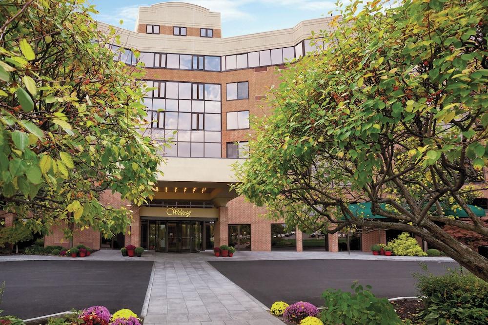 Woodcliff Hotel and Spa photo 1