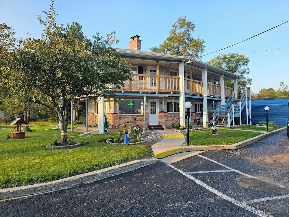 River Country Motor Lodge photo 28