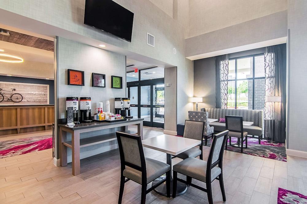 Hampton Inn & Suites Dallas/Richardson photo 32