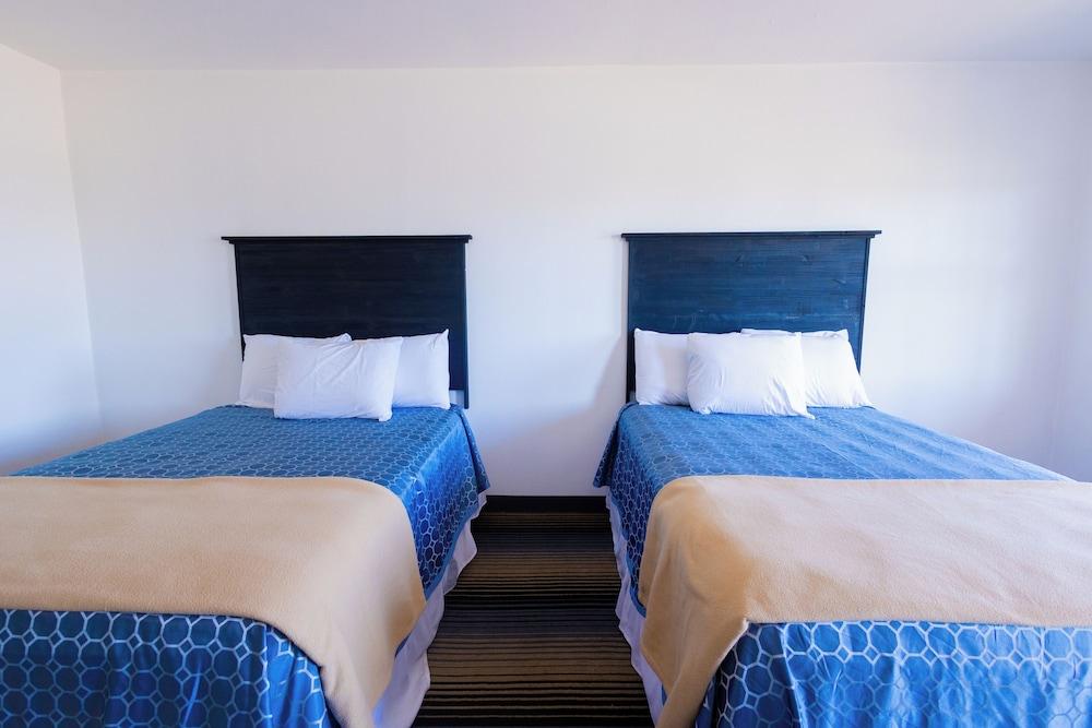 The Brooke Hotel photo 2