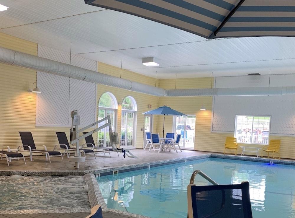 Breakers Resort & Beach Bar photo 26