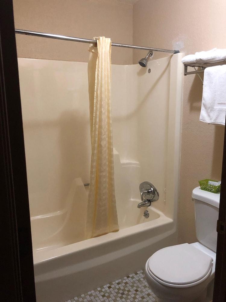 Triangle Inn Motel photo 7