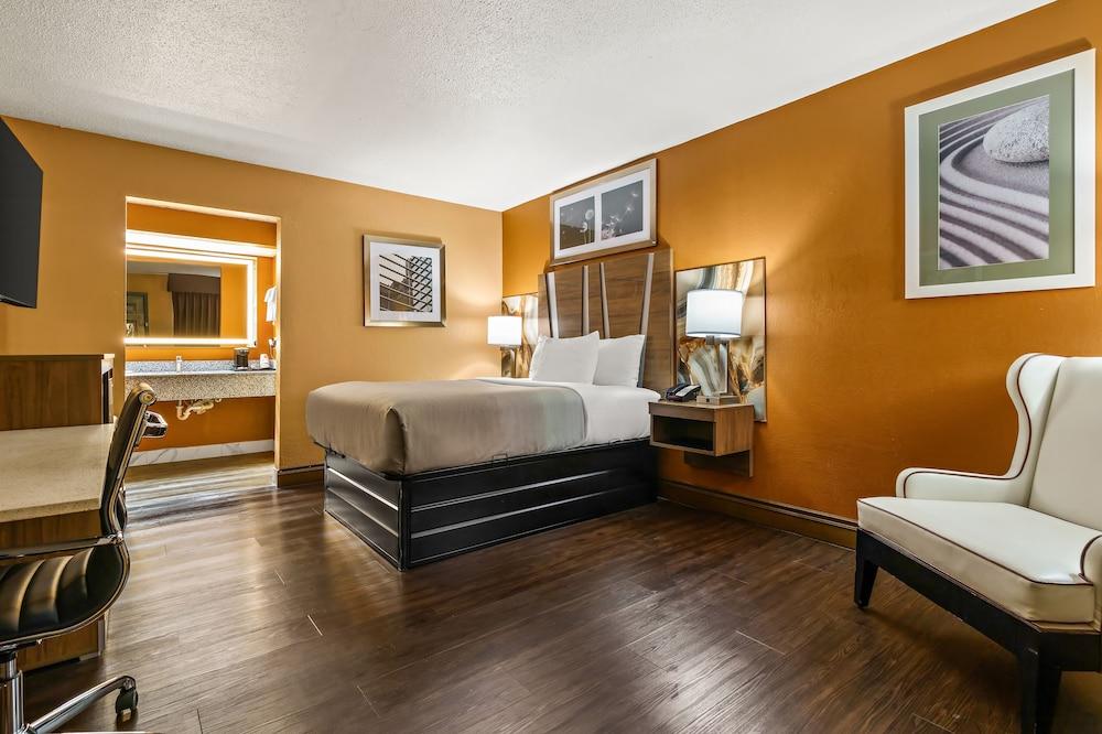Quality Inn & Suites Corinth West photo 10