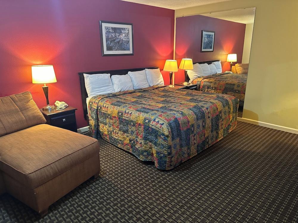 Royal Inn photo 18
