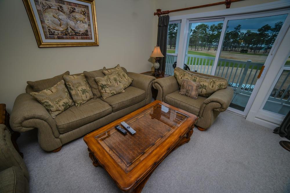 River Oaks Resort photo 86