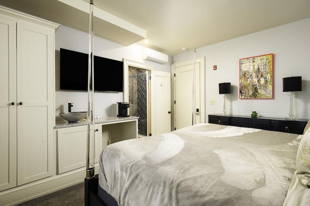 The Edward Hotel photo 5