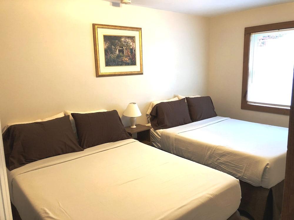 Boulder's Resort photo 5