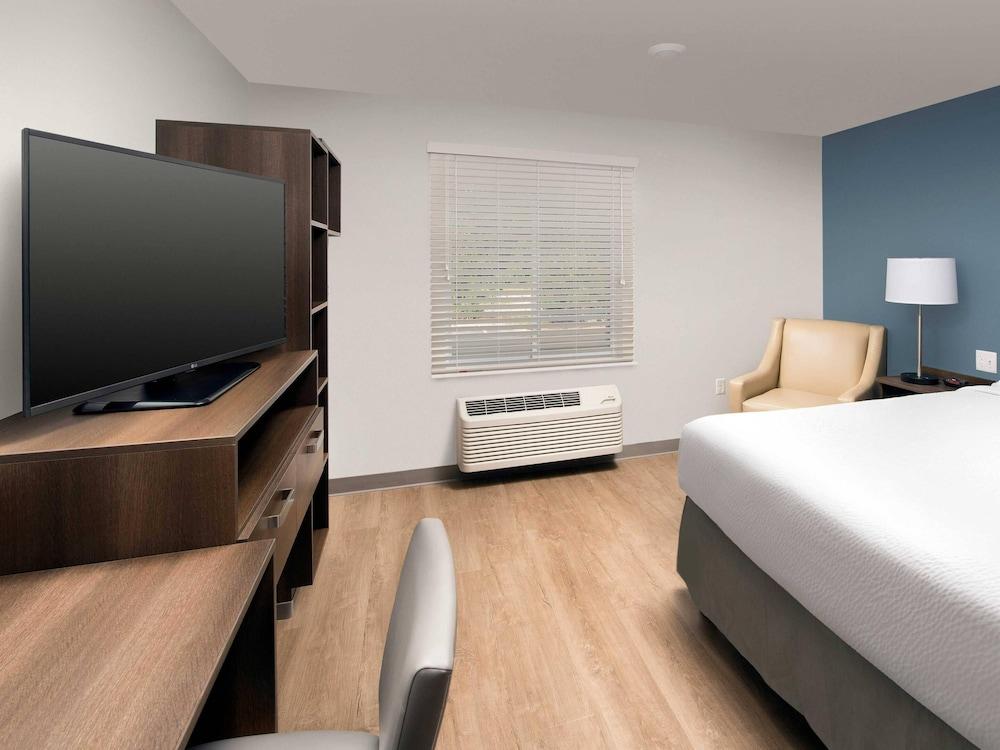 WoodSpring Suites Santee - San Diego Northeast photo 8
