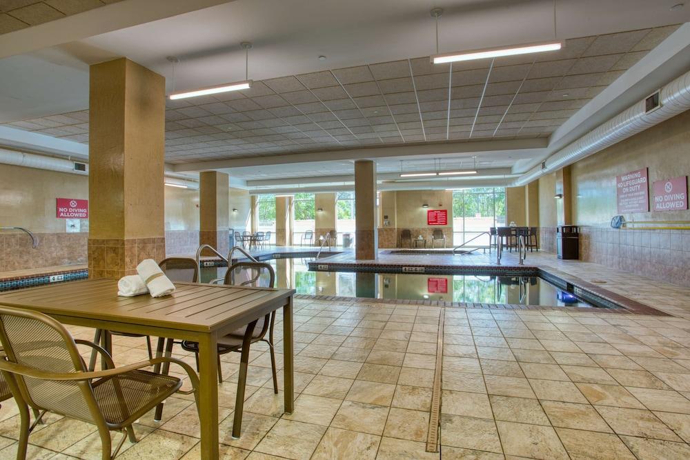 Drury Inn & Suites Near La Cantera Parkway photo 39