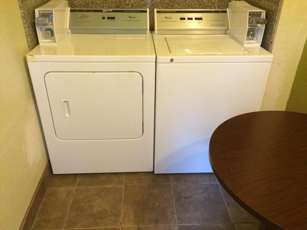 Frio Inn photo 8
