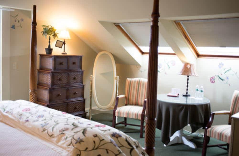 Admiral Fitzroy Inn photo 10
