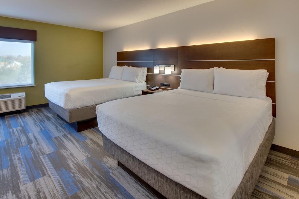 Holiday Inn Express Fishkill-Mid Hudson Valley by IHG photo 7
