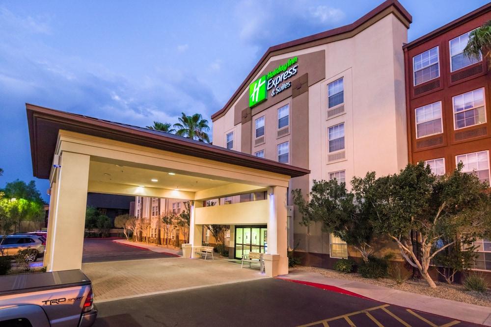 Holiday Inn Express Hotel & Suites Phoenix-Airport by IHG photo 1
