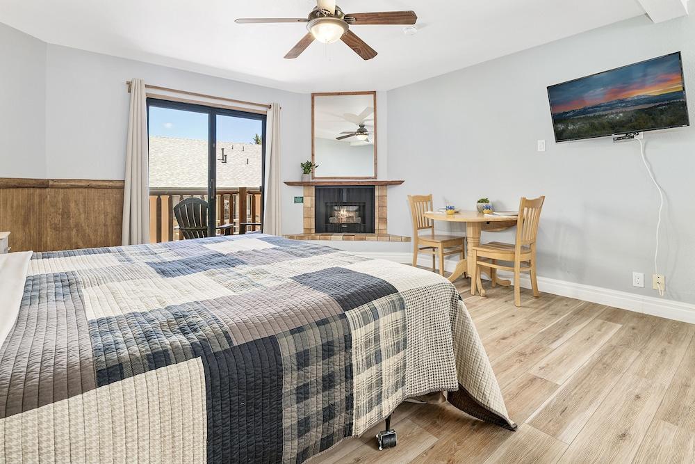 Big Bear Lakefront Lodge photo 4