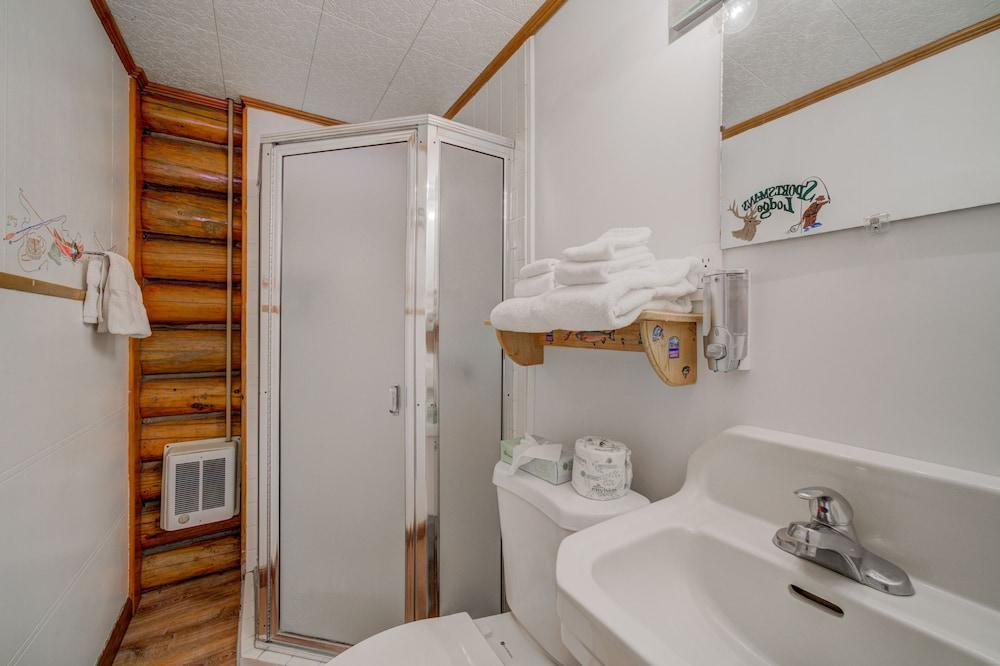Sportsmans Lodge photo 57