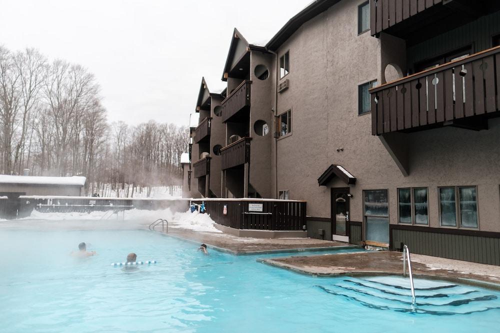 Treetops Resort photo 8