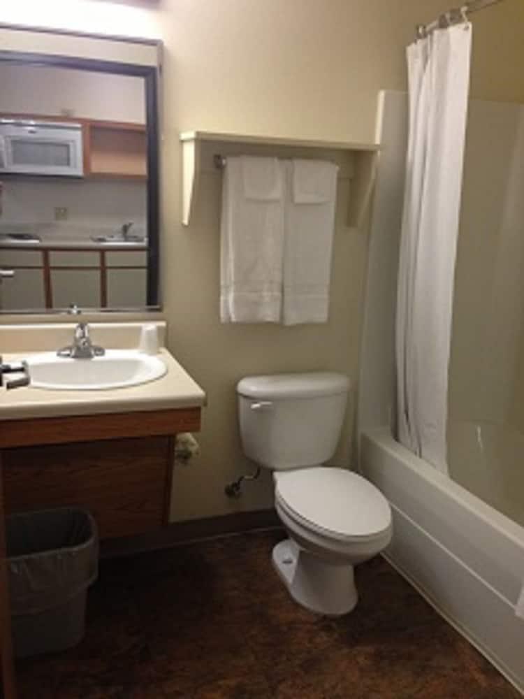 Inland Suites Lamar Street photo 30