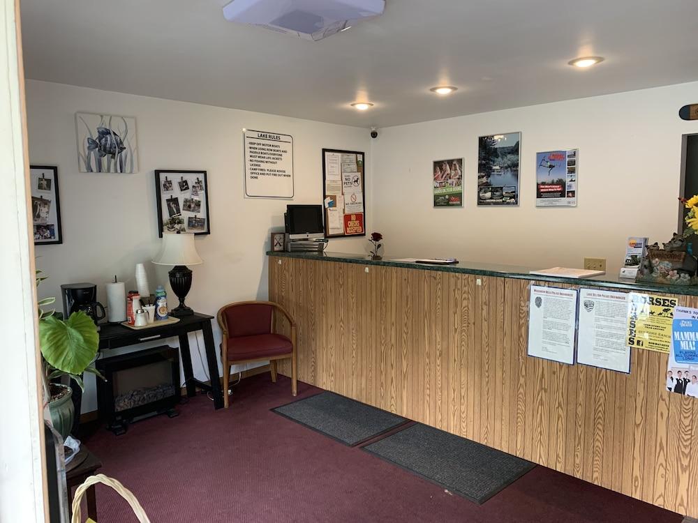Lakeside Motel photo 3