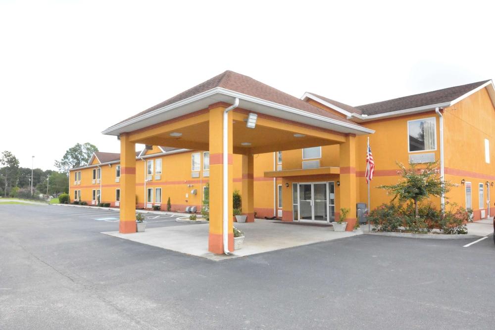 Jameson Inn - Hazlehurst photo 49
