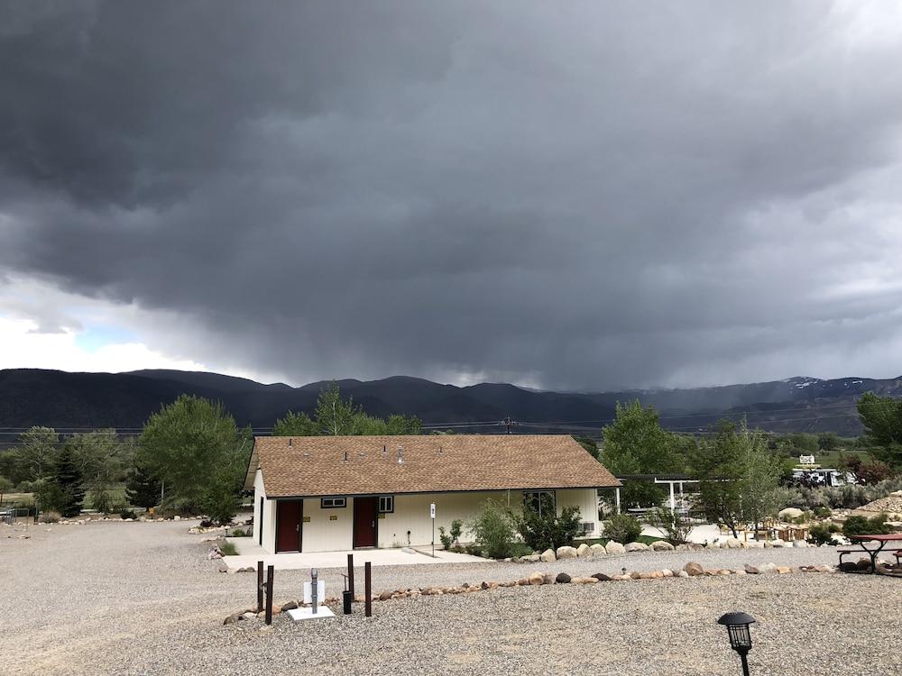 Meadowcliff lodge photo 11