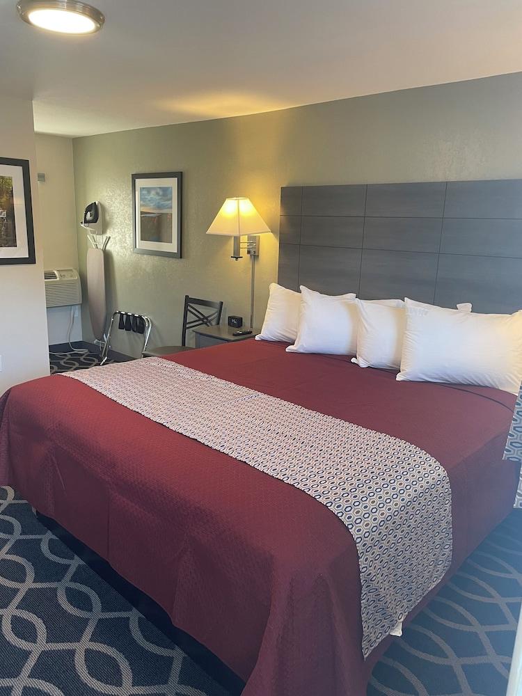 The Springwater Inn photo 14