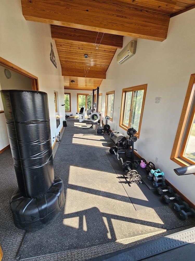 Bear Mountain Lodge photo 21