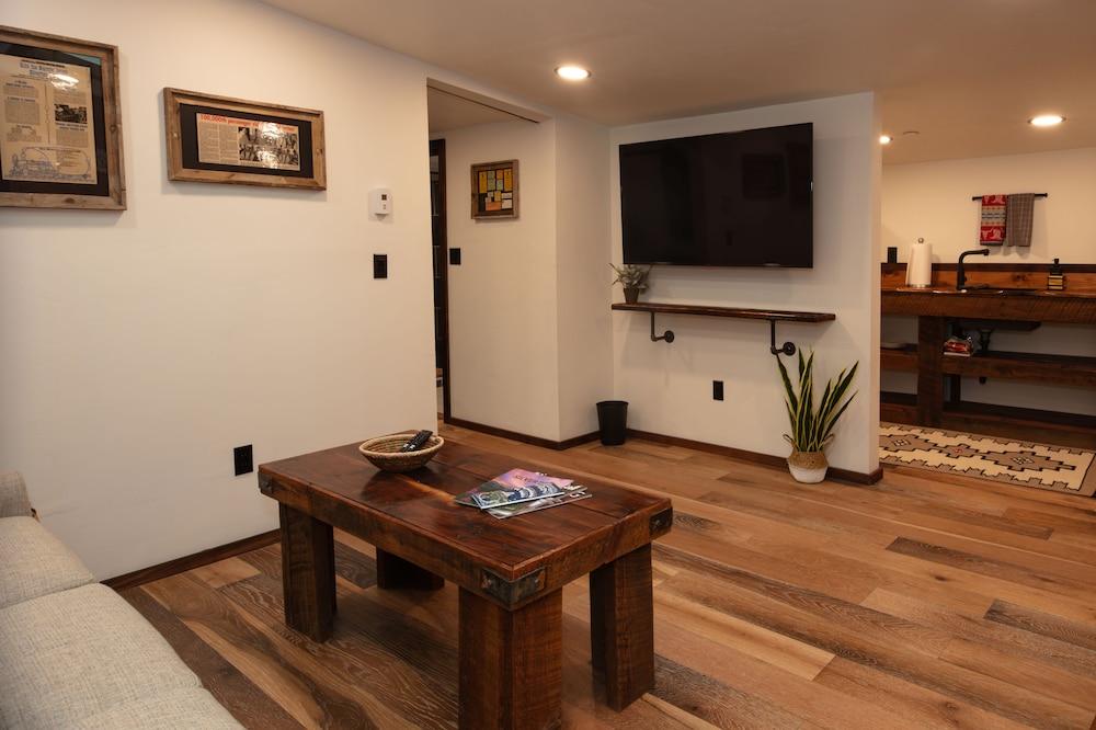 The Frenchman Suites photo 2