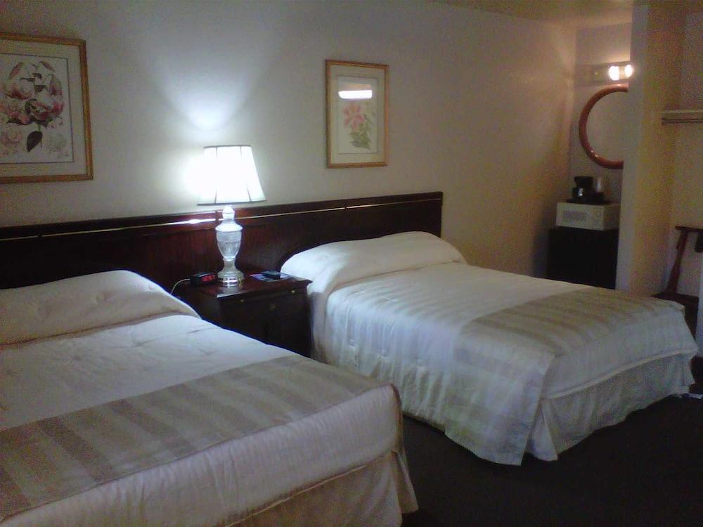 Caravelle Inn Extended Stay photo 6