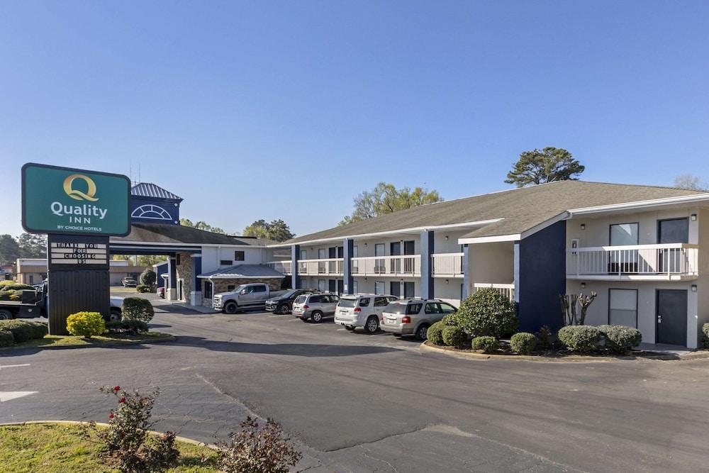 Quality Inn Newberry photo 43