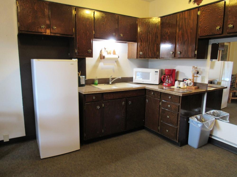 The Woodsman Country Lodge photo 5