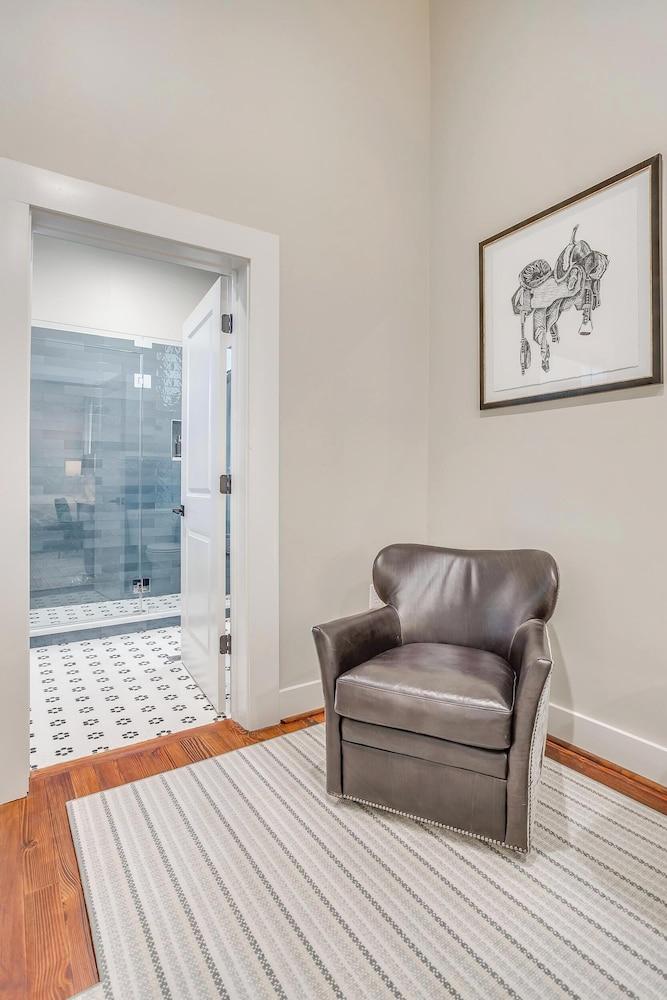 Nutt House Hotel photo 63