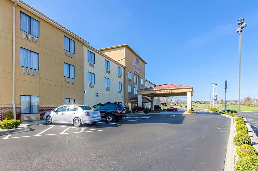 Comfort Suites Wytheville near Conference Center photo 27